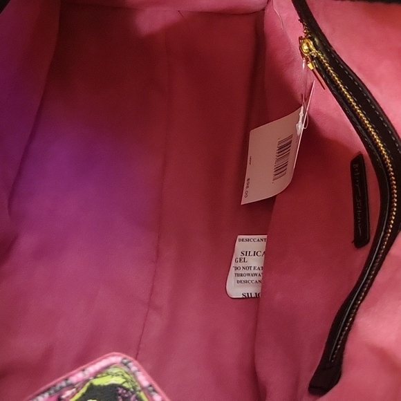 BETSEY JOHNSON FLORAL CANVAS TOTE - Picture 6 of 16